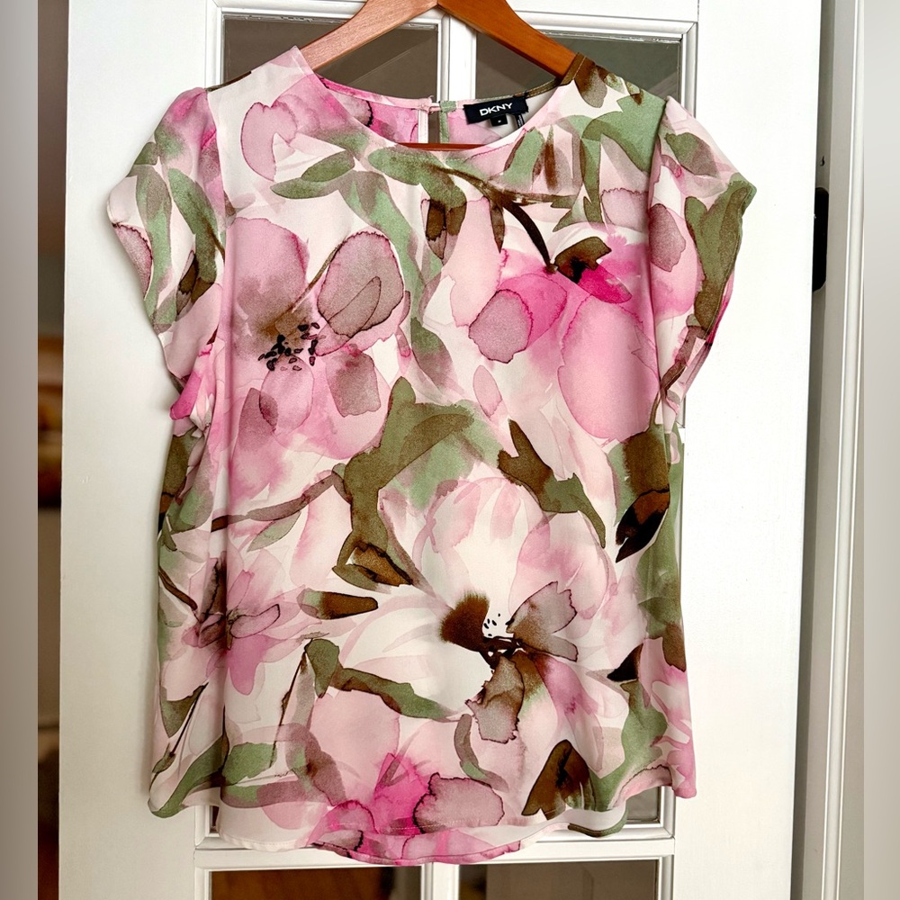 DKNY Floral Watercolor Blouse, Size Medium NWOT